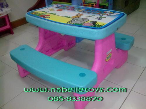 โต๊ะสนามเด็ก